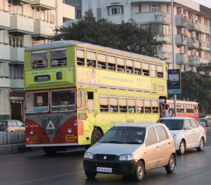 Nejen autobusová pohlednice z Indie