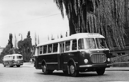 Fotografie z archivu zaměstnanců   Karosy I. Variace na téma RTO