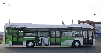 Novinka na českém trhu: Nízkopodlažní hybridní autobus Volvo 7700LH