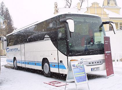 Autobusové fotografie z veletrhu cestovního ruchu Holiday World