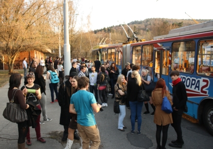 Z třetího  ročníku  BusFestu. Velká trolejbusově hudební  fotoreportáž.