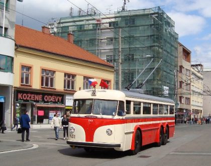 Záběry ze zkušební jízdy pražské Tatry T400 ev.č. 9431, která byla následně