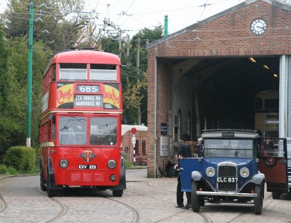 The East Anglia Transport Museum v Carlton Colville připomnělo 5. - 8.5.2012