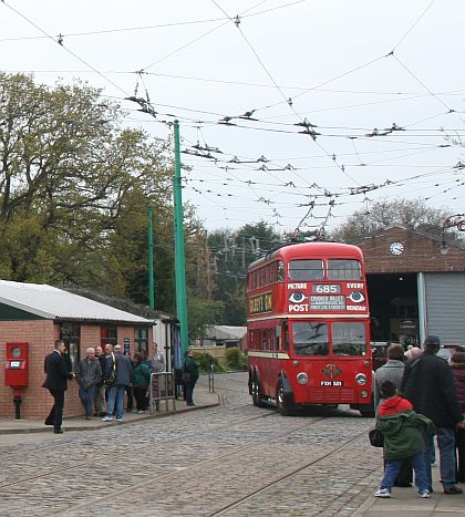 The East Anglia Transport Museum v Carlton Colville připomnělo 5. - 8.5.2012