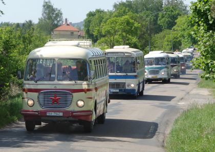 Pár postřehů z  letošního srazu historických autobusů v Lešanech