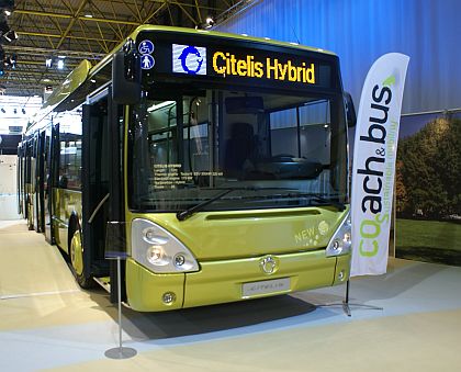 Dva městské autobusy Citelis přátelské k životnímu prostředí - hybridní a na CNG