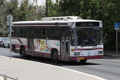 Autobusová pohlednice z Jeruzaléma - tentokrát bez Irizarů