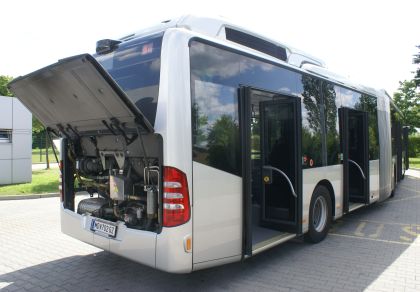 Hybridní kloubové Citaro G Hybrid na návštěvě v Praze