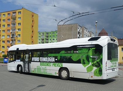 Dopravní podnik měst Chomutova a Jirkova  testoval hybridní autobus VOLVO 7700