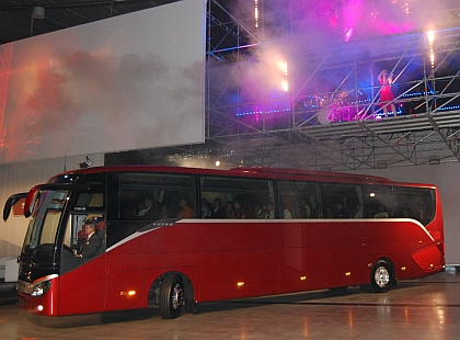 Setra slavnostně odhalila ve Stuttgartu novou řadu Setra ComfortClass 500