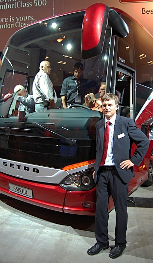 Setra slavnostně odhalila ve Stuttgartu novou řadu Setra ComfortClass 500