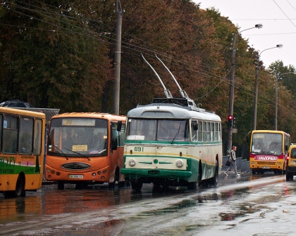 Autobusové a trolejbusové putování po Ukrajině III. Rivne a Škoda 9 Tr