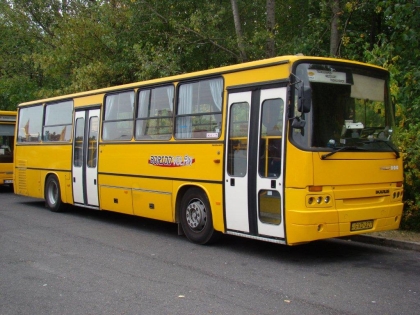 Z autobusového nádraží ve městě Tiszaújváros v Maďarsku