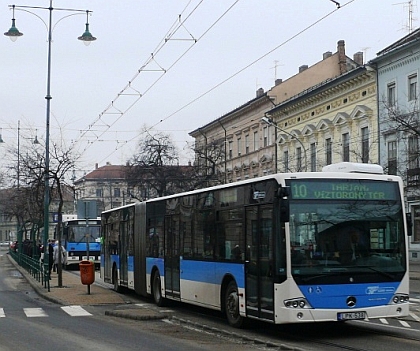 Návrat do Szegedu II.: Autobusy v městské a příměstské dopravě 