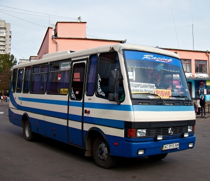 Autobusové a trolejbusové putování po Ukrajině VI.  Rivne - autobusy  