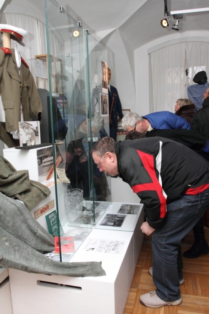 Semilské muzeum a BusLine společně zahájily výstavu o autobusové dopravě