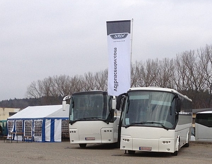 Prodejní výstava  nových a použitých autobusů v Dačicích  se vydařila