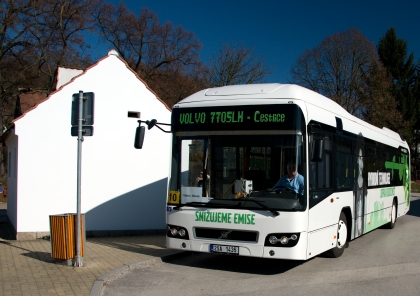 Hybridní autobus Volvo na linkách českobudějovické MHD