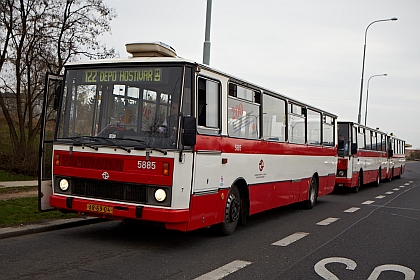 Rozlúčka s autobusy Karosa B732 19. dubna 2013 v Praze.