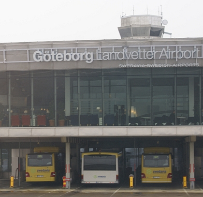 Letištní autobusy v Düsseldorfu, Kodani a Göteborgu naživo