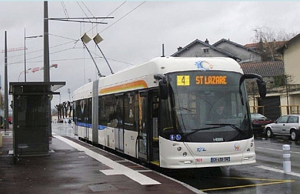 Květnový  Trolleybus připomněl 70 let trolejbusů v Limoges