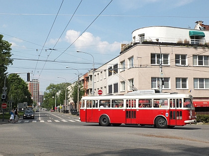 Historická vozidla Dopravní společnosti Zlín - Otrokovice