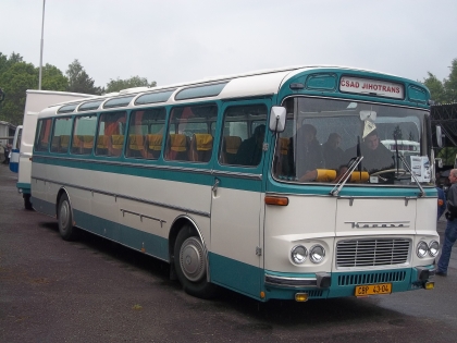 Z letošního 14. celostátního srazu českých historických autobusů v Lešanech