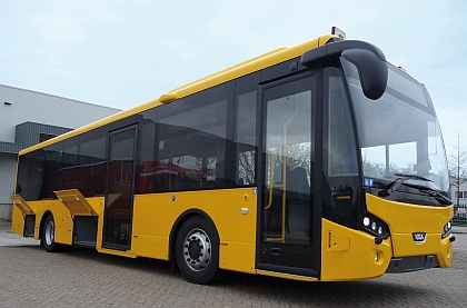 VDL Citea představuje  kloubový autobus Citea SLFA a  Citea SLE Cargo