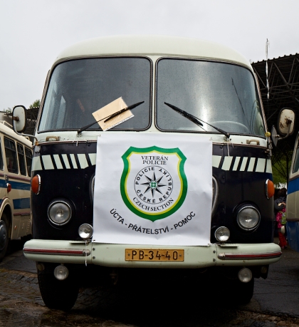 Lešany 2013: Tablo busových  účastníků 14. srazu českých historických autobusů