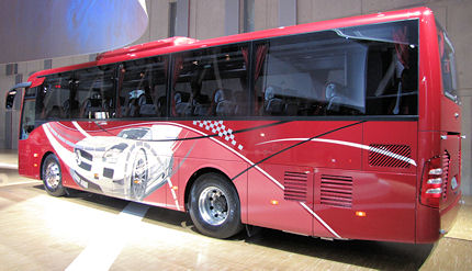 BUSportál SK: Preview Busworld 2013: Nový Mercedes-Benz Tourismo K 