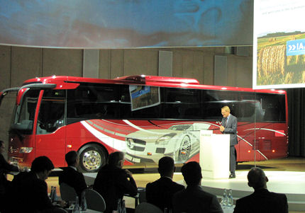 BUSportál SK: Preview Busworld 2013: Nový Mercedes-Benz Tourismo K 