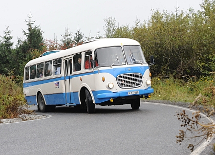 Retro jízdy s BusLine přilákaly téměř tisíc šest set návštěvníků akce na Ještědu