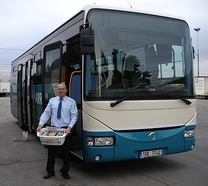 TRANSCENTRUM bus opět ve spolupráci s knihovnami přináší knihy do autobusů