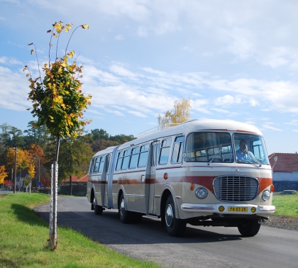 CZECHBUS 2013: Znovuzrozený historický kloubový autobus Škoda 706 RTO-K