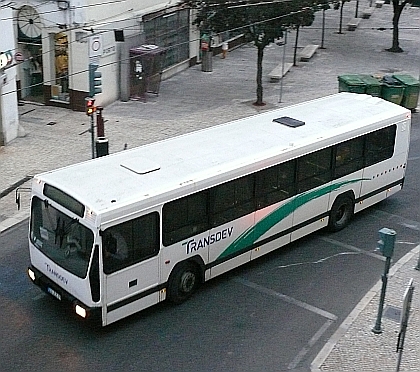 Autobusová pohlednice z portugalské Coimbry