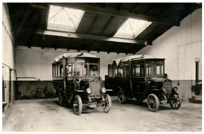 Právě vychází II.díl Dějin státní autobusové dopravy Poštovní autobusy 1919-1932