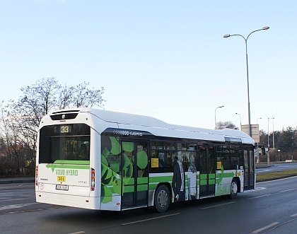 Aktuálně z Plzně: Hybridní autobus Volvo 7700 si vyzkoušejí řidiči i cestující