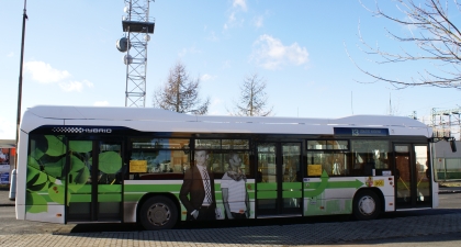 Aktuálně z Plzně: Hybridní autobus Volvo 7700 si vyzkoušejí řidiči i cestující