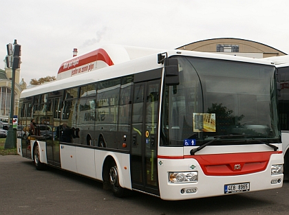 Městskou dopravu ve Slaném zajišťuje od 1.1.2014 ČSAD MHD Kladno