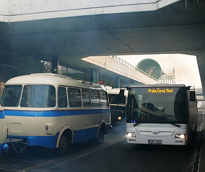 Z oslav 85 let linky Praha - Poděbrady 25.1.2014: Odjezd z Černého Mostu