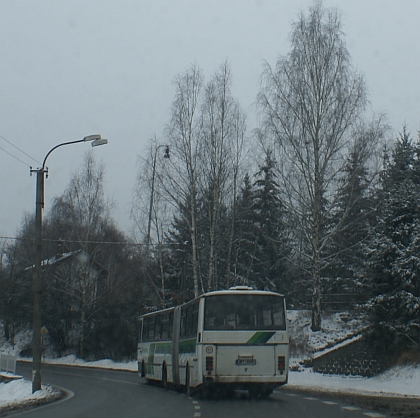 Kloubový autobus Karosa C 744 ČSAD autobusy Plzeň v akci mezi Plasy a Třemošnou