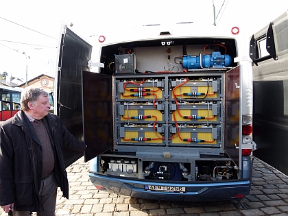 Dopravní podnik hl. m. Prahy testuje další elektrobus - SOR EBN 8 