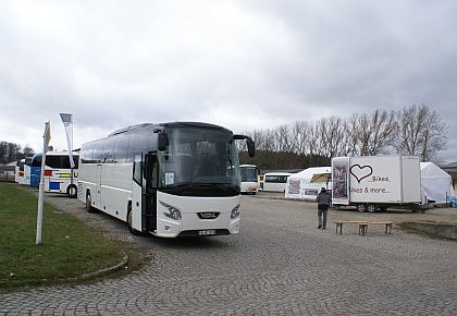 Prodejní výstava autokarů a autobusů proběhla  v areálu VDL Bus &amp; Coach