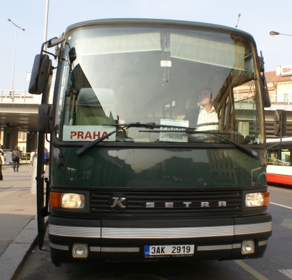 Jednu z &quot;policejních&quot; Seter dopravce VKJ jsme zachytili  na Florenci