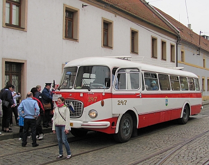 Z DOD v Olomouci: Fotoreportáž zejména z autobusové vozovny