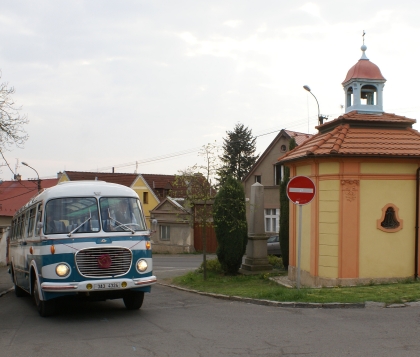 Nymburský autokar Škoda 706 RTO LUX na přátelské návštěvě v Plzni 