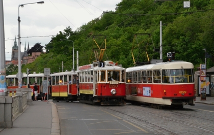 VELKÁ FOTOREPORTÁŽ z cesty historickou tramvajovou soupravou  na lince 3 