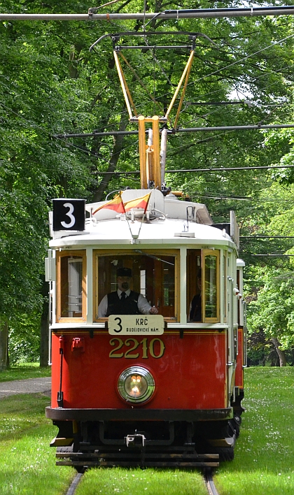 VELKÁ FOTOREPORTÁŽ z cesty historickou tramvajovou soupravou  na lince 3 