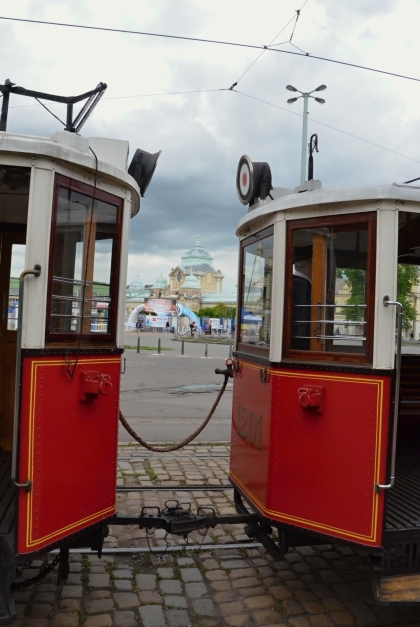 VELKÁ FOTOREPORTÁŽ z cesty historickou tramvajovou soupravou  na lince 3 