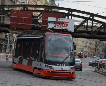 VELKÁ FOTOREPORTÁŽ z cesty historickou tramvajovou soupravou  na lince 3 